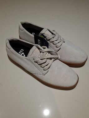 NWT Cuater (Travis Mathew) "Kruzers" Beige/Khaki Suede Lace-up Sneakers (US 9)